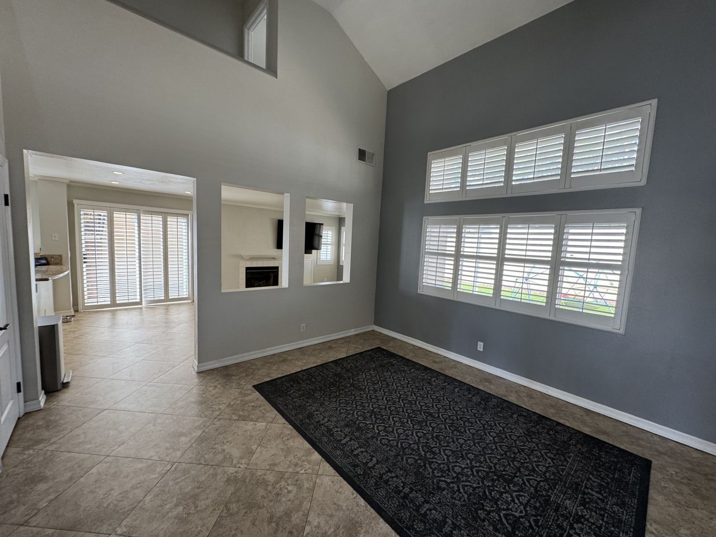 Beautiful 3 bed 2.5 bath Corona home in gated community for lease property image