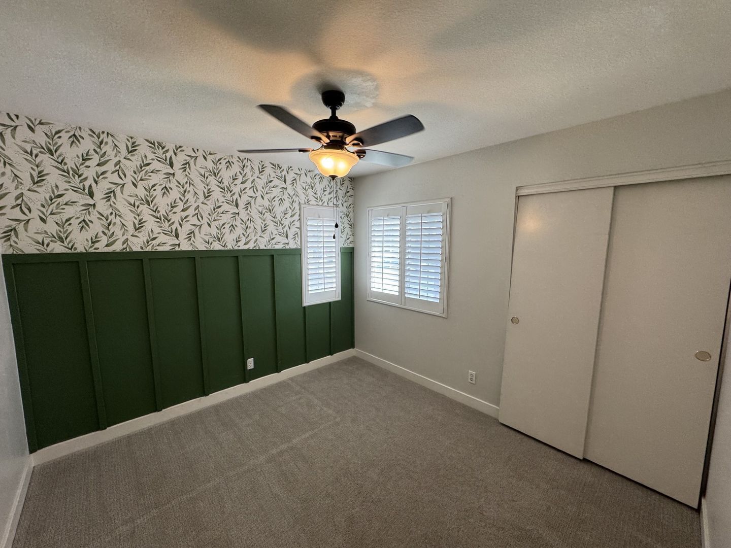 Beautiful 3 bed 2.5 bath Corona home in gated community for lease property image