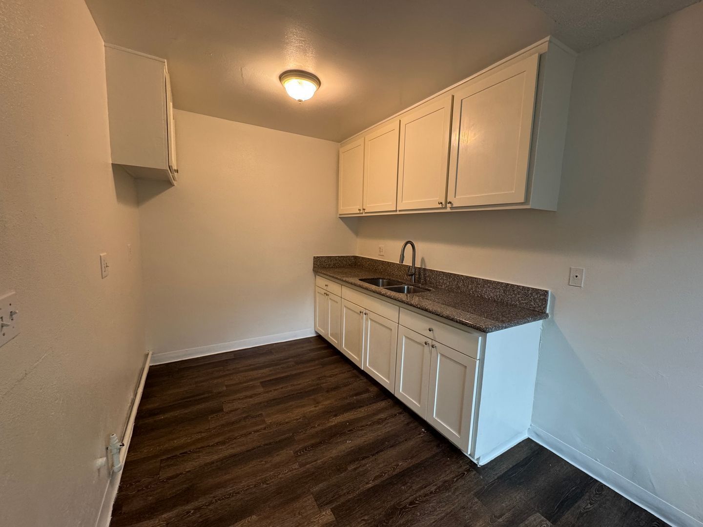 2 Bedroom apartment in North Long Beach property image