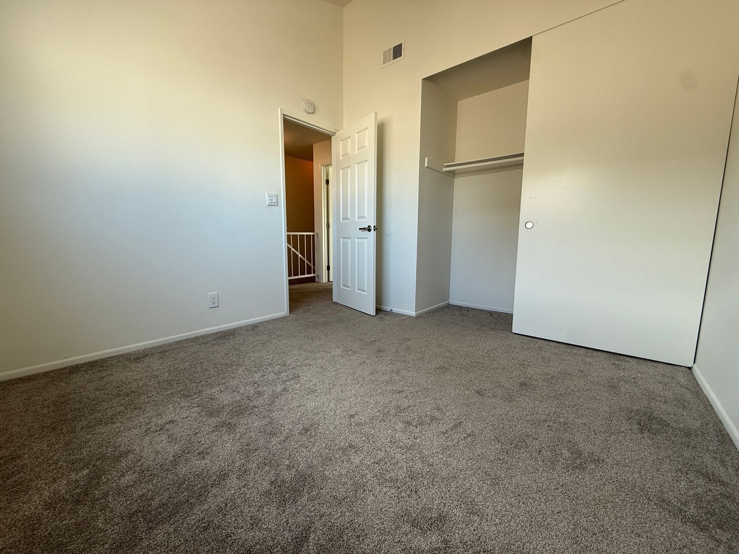 Just renovated!  Bike to the beach! property image