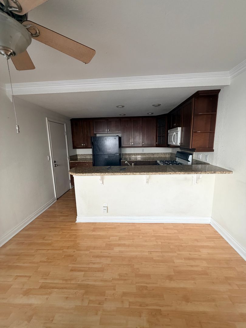 2 bed / 2 bath in Anaheim Hills! property image