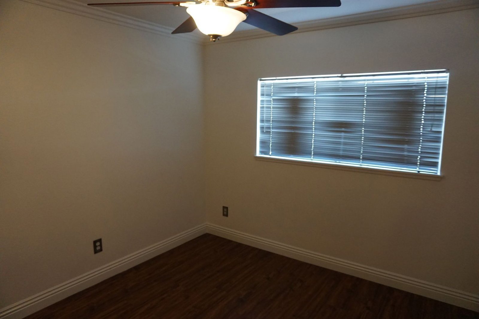 3 bed 2.5 bath Corona home with 2 car garage for Lease property image