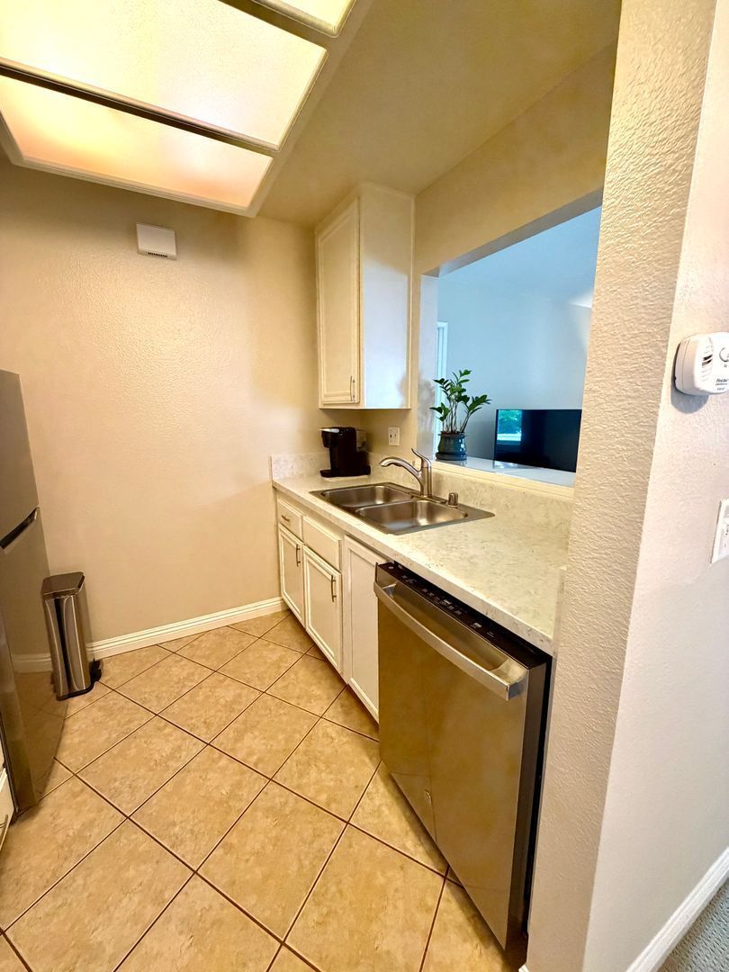 Spacious 1 Bedroom 1 Bath property image