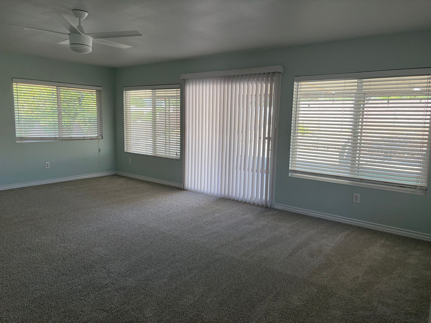 55+ Community! Turnkey Home Awaits You! property image