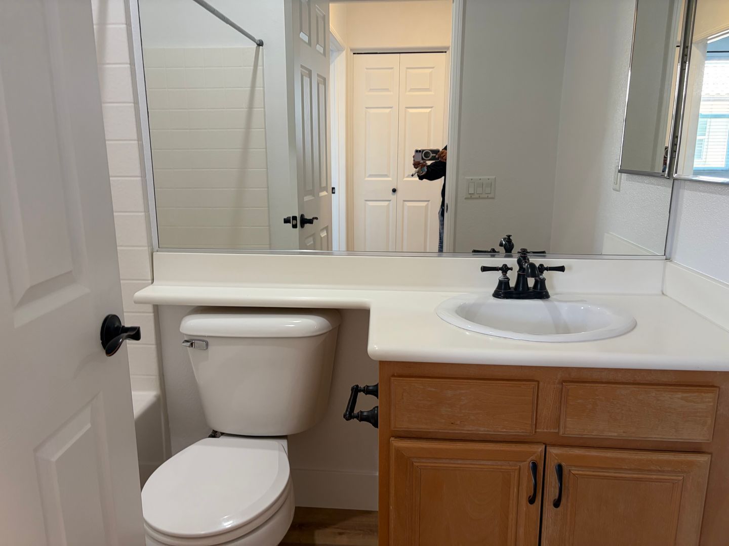 Upgraded 55+ Home in Hemet!!! property image