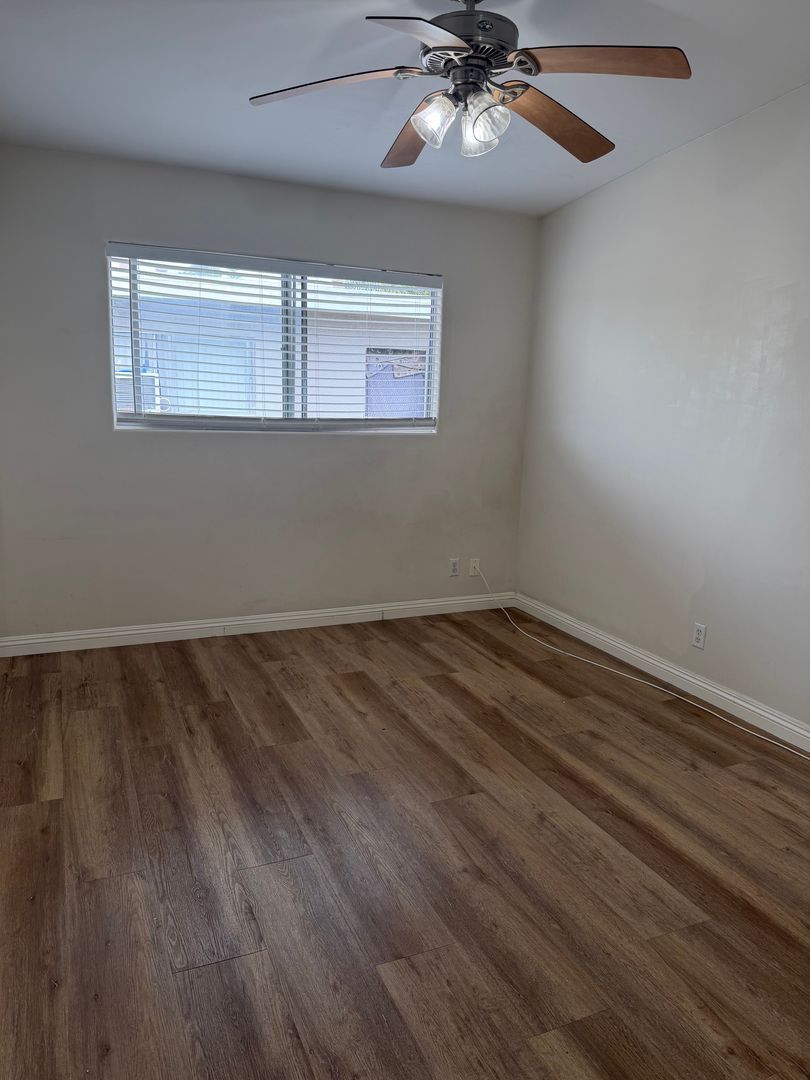 Upgraded upstairs 1 bed / 1 bath with Detached garage! property image