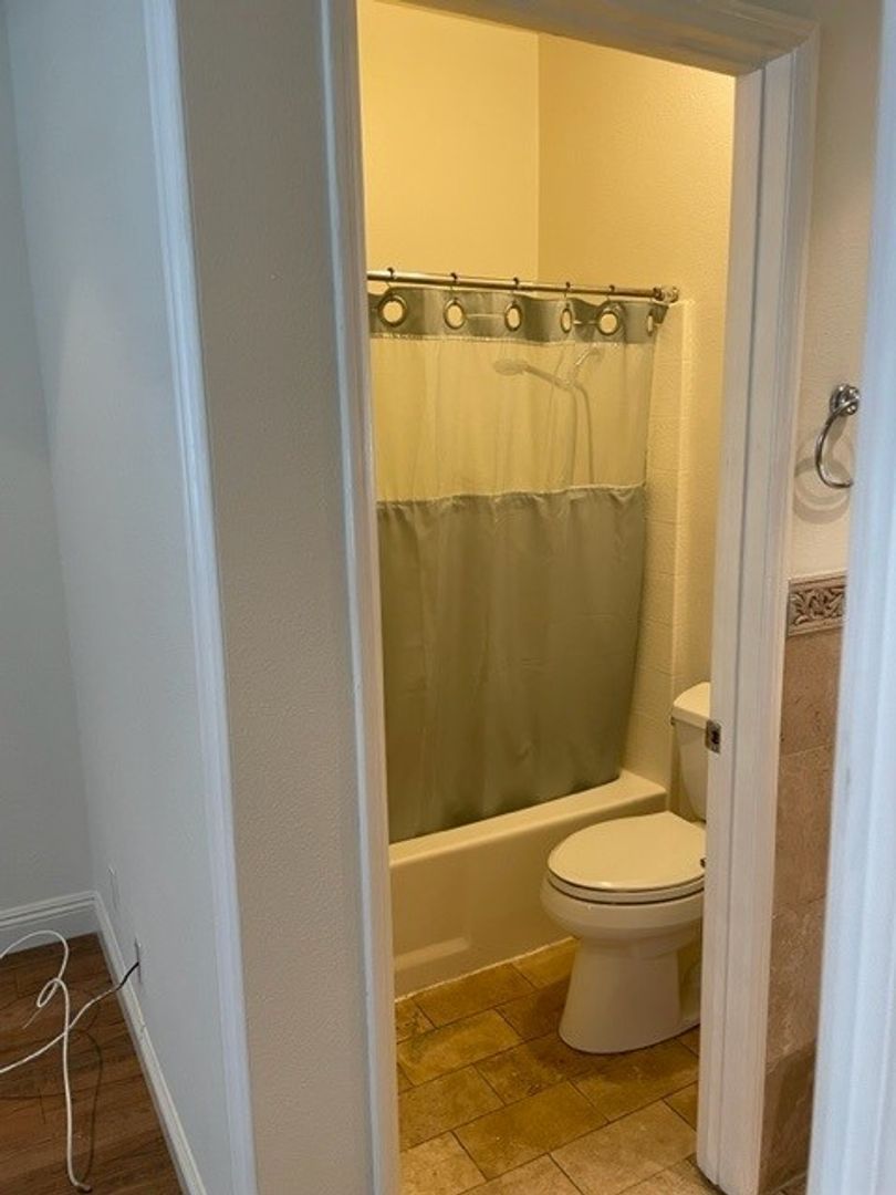 One bedroom condo available in the Windrift Community of Laguna Niguel property image