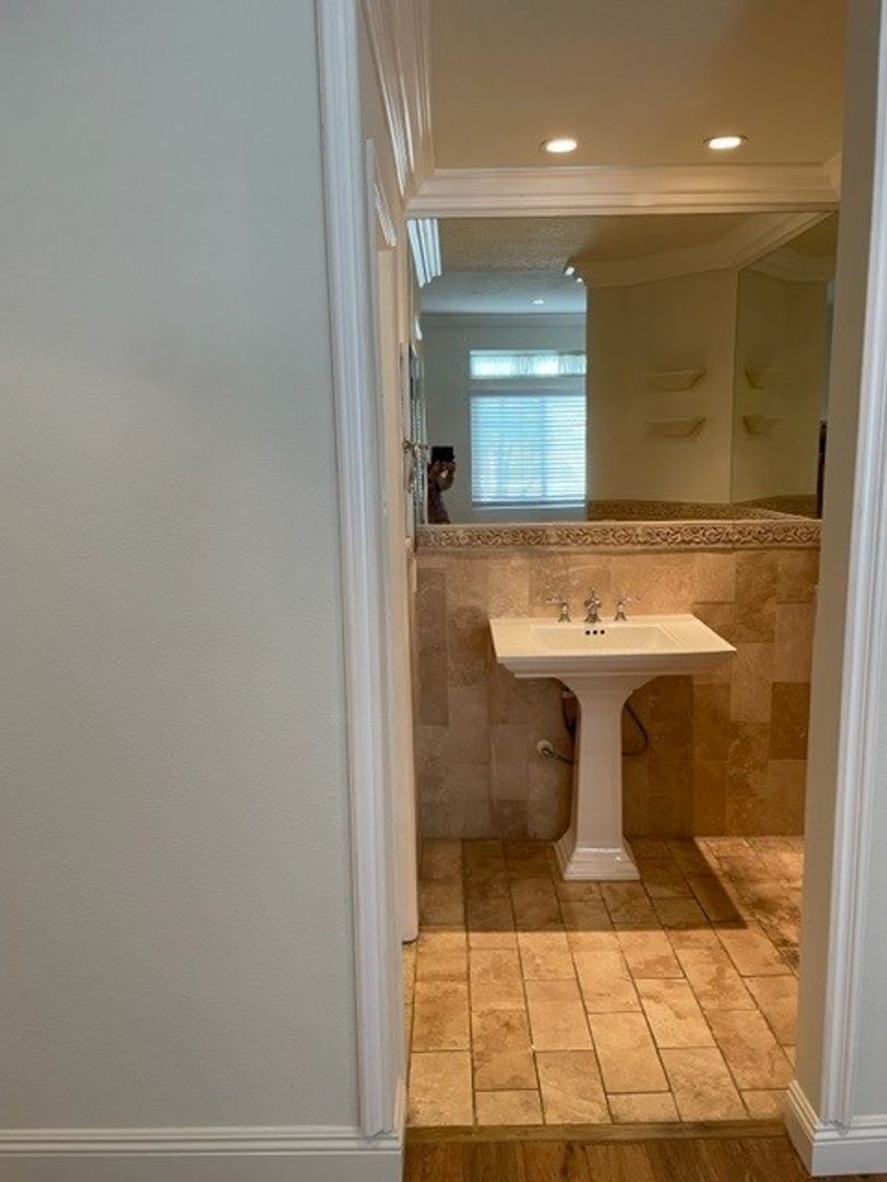 One bedroom condo available in the Windrift Community of Laguna Niguel property image