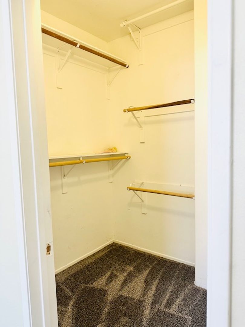 2 Beds 1 Bath Property in Irvine property image