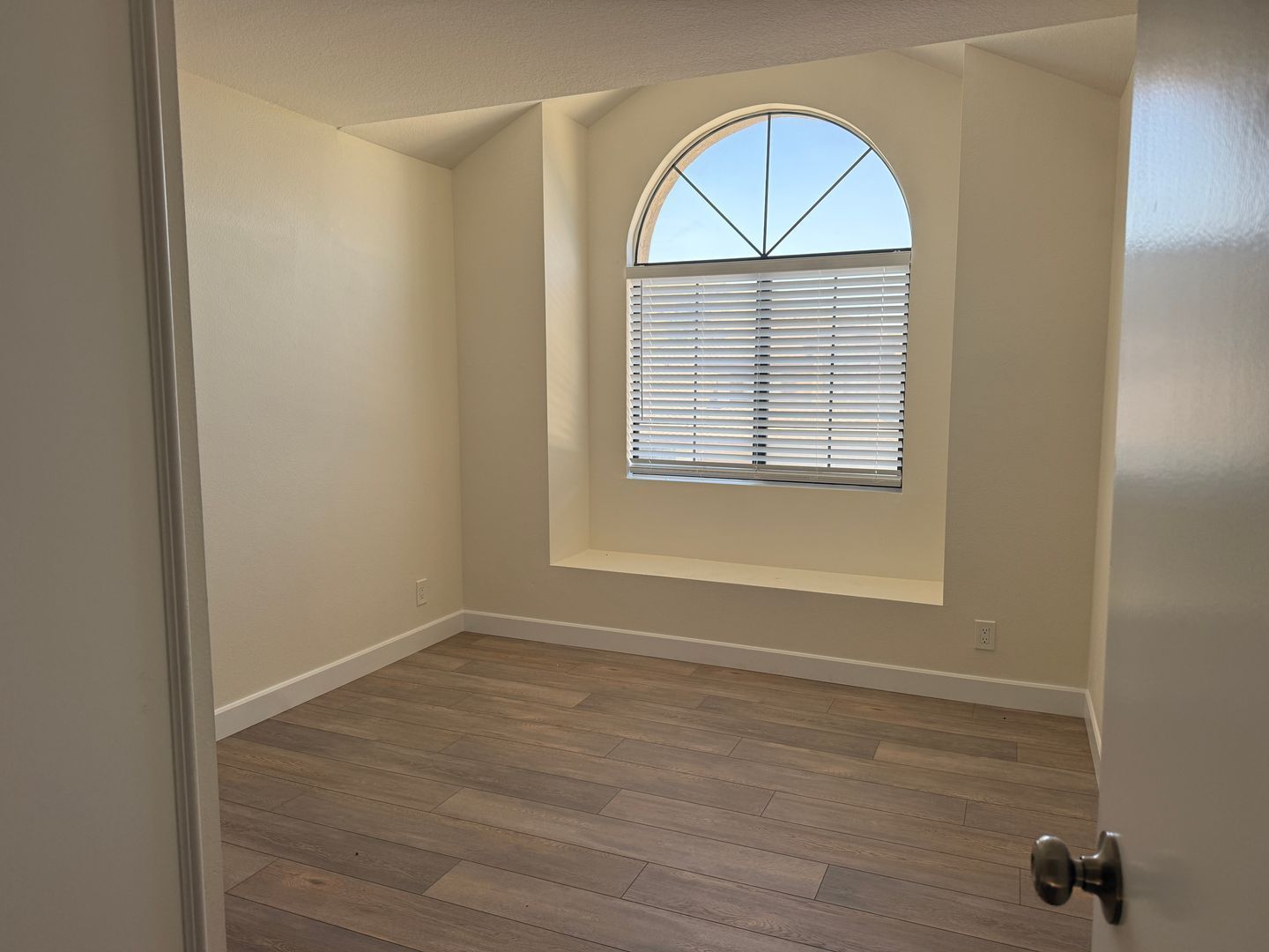 Fully Remodeled 3BD/3BA Home in Anaheim Hills property image