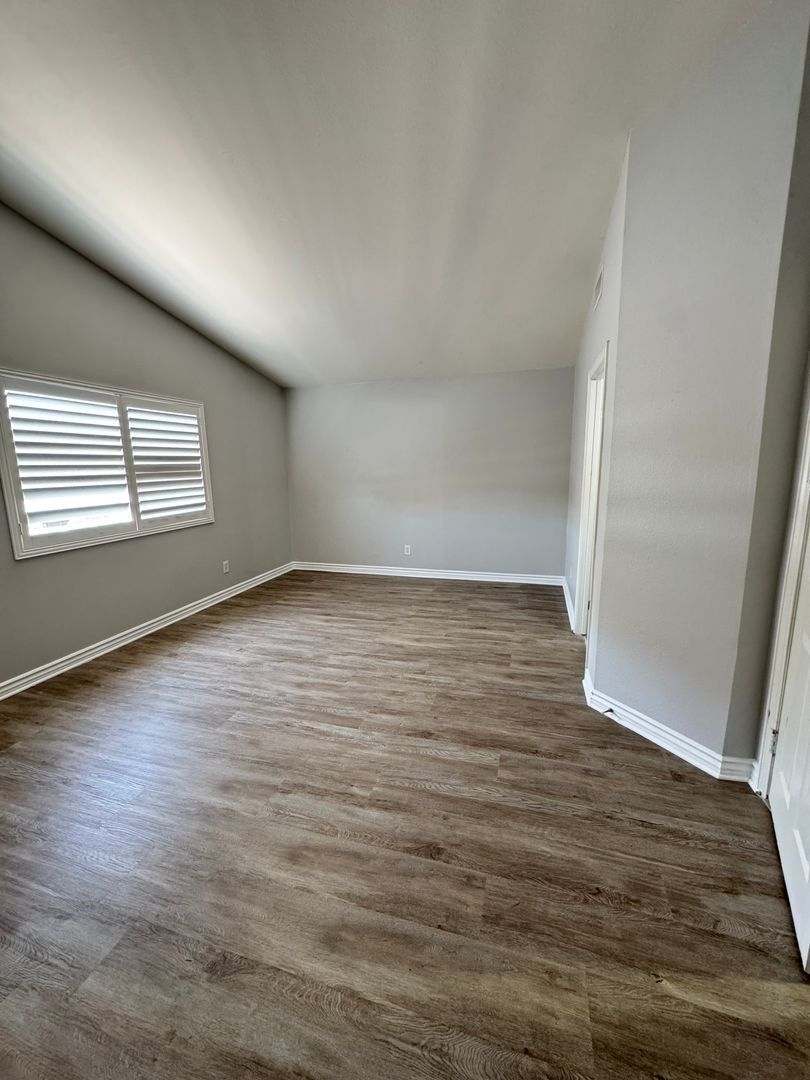 Beautiful 4- Bedroom Home property image
