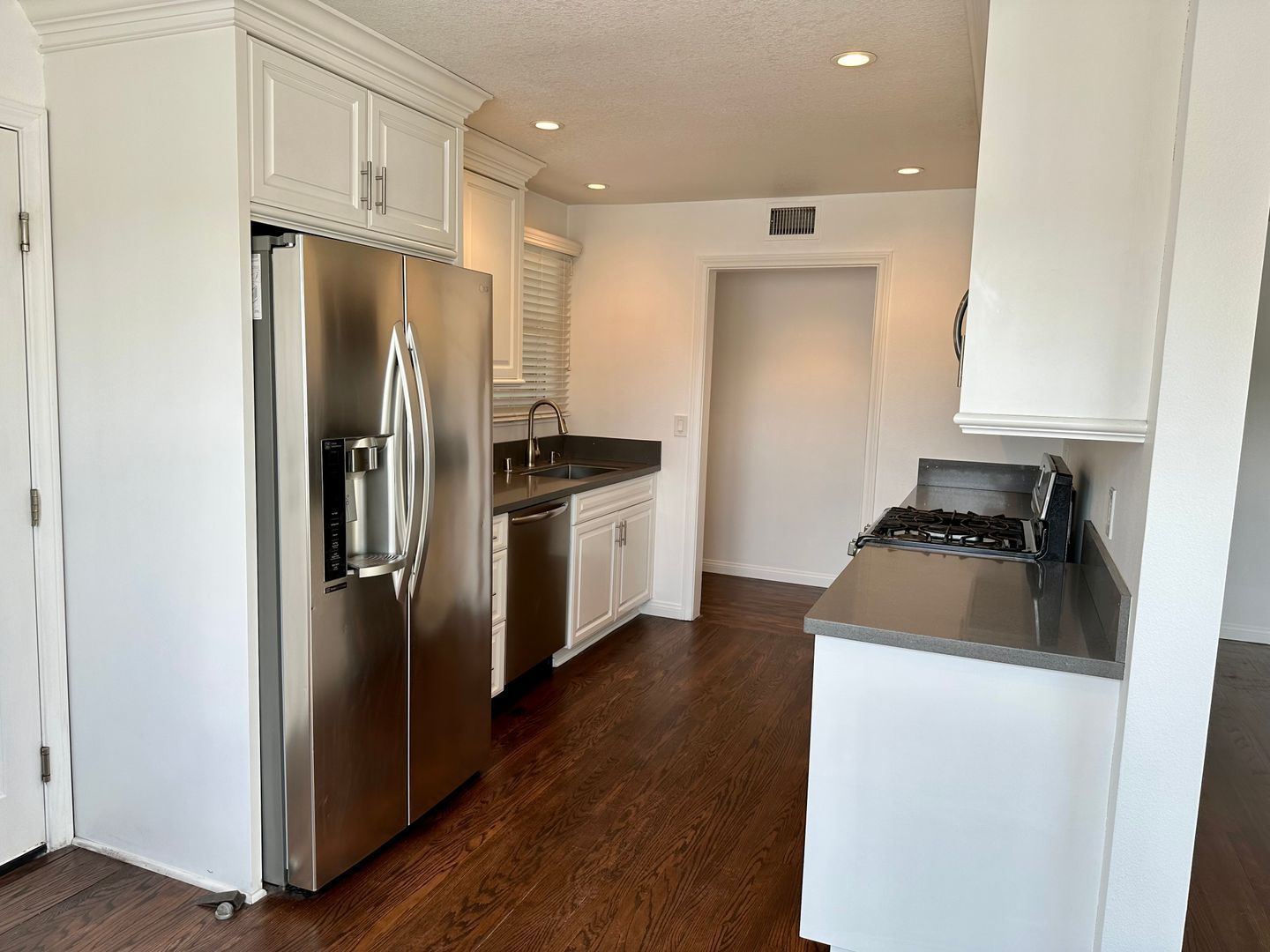 3 Bedroom 2 Bathroom Home in Fullerton property image