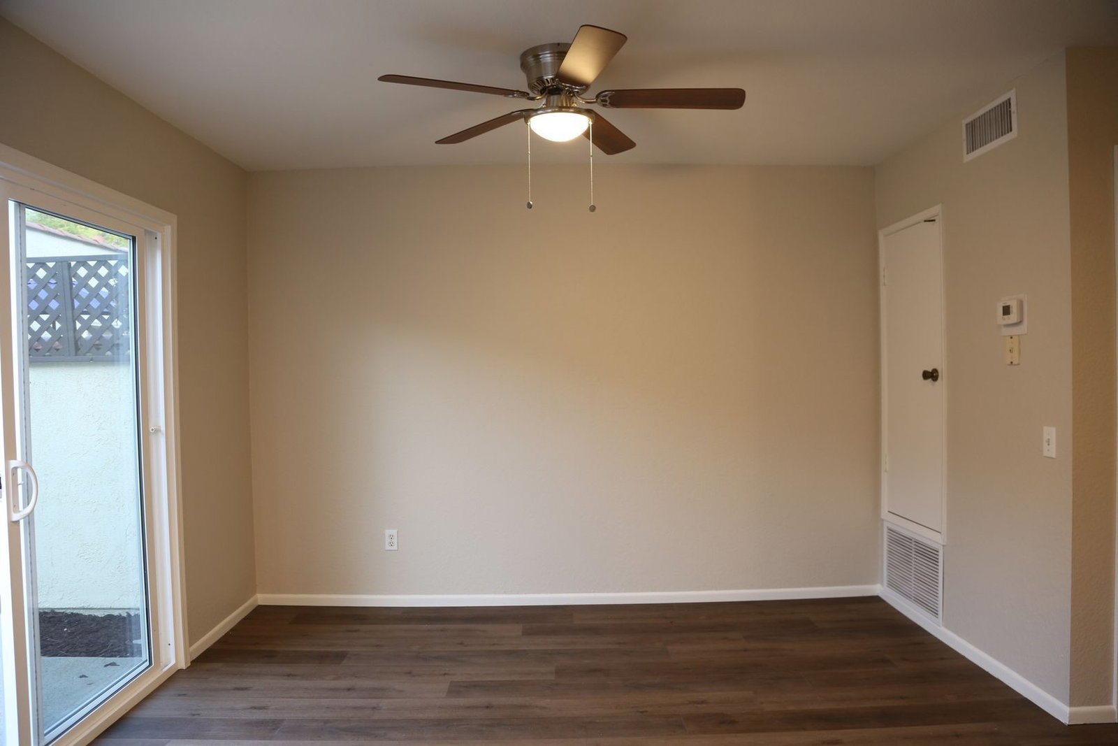 San Dimas Townhouse in Park-Like Setting property image