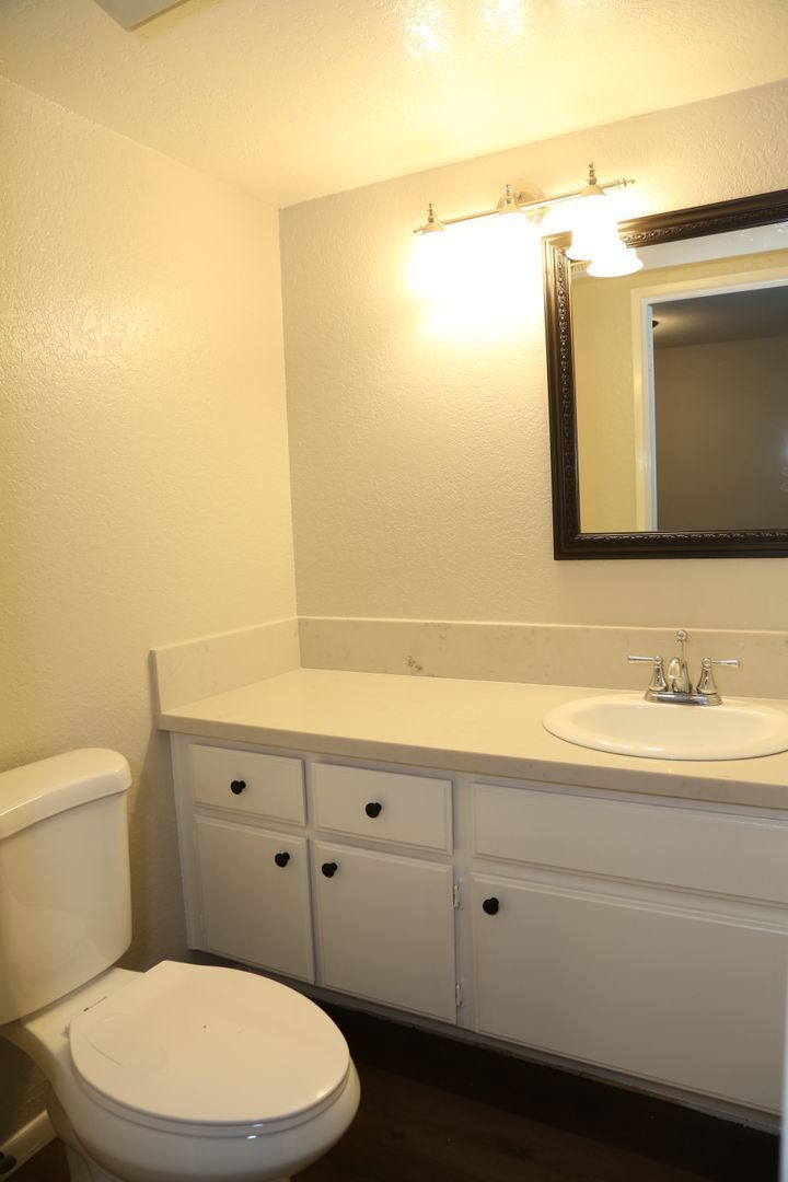 San Dimas Townhouse in Park-Like Setting property image