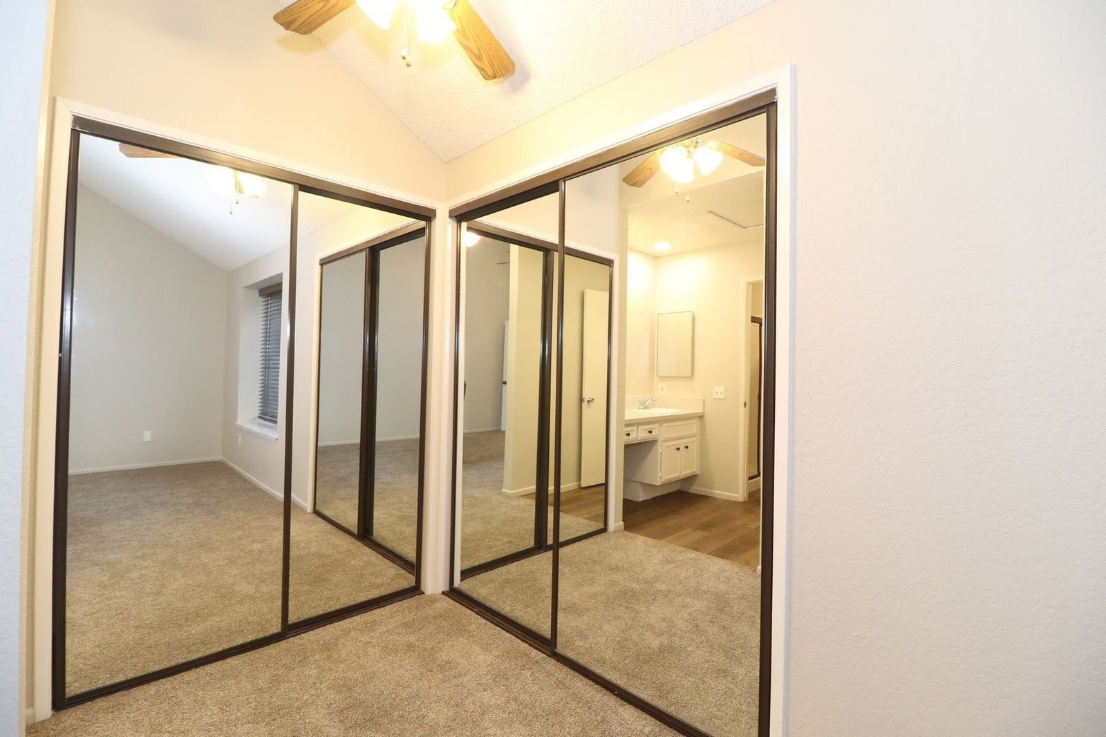 San Dimas Townhouse in Park-Like Setting property image