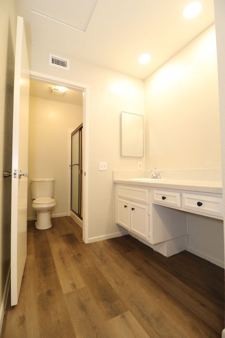 San Dimas Townhouse in Park-Like Setting property image