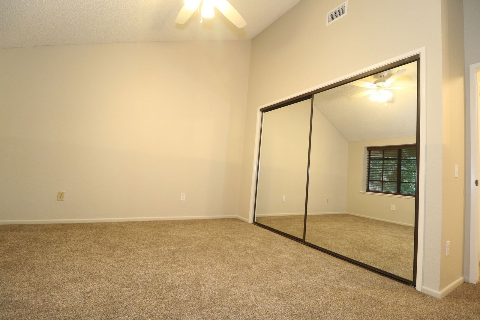 San Dimas Townhouse in Park-Like Setting property image