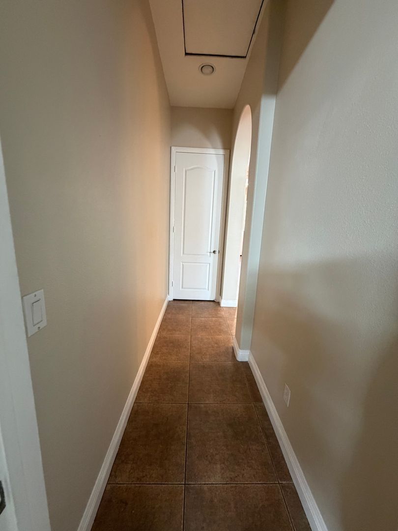 Large Single Story Cul de Sac Home AVAILABLE! property image