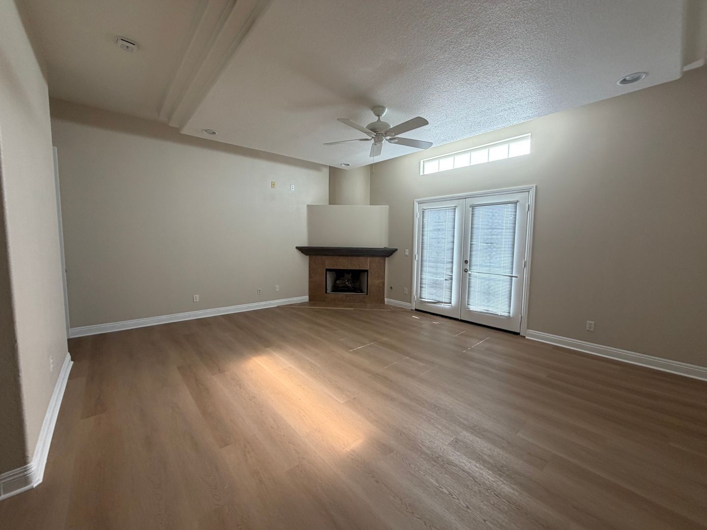 Large Single Story Cul de Sac Home AVAILABLE! property image
