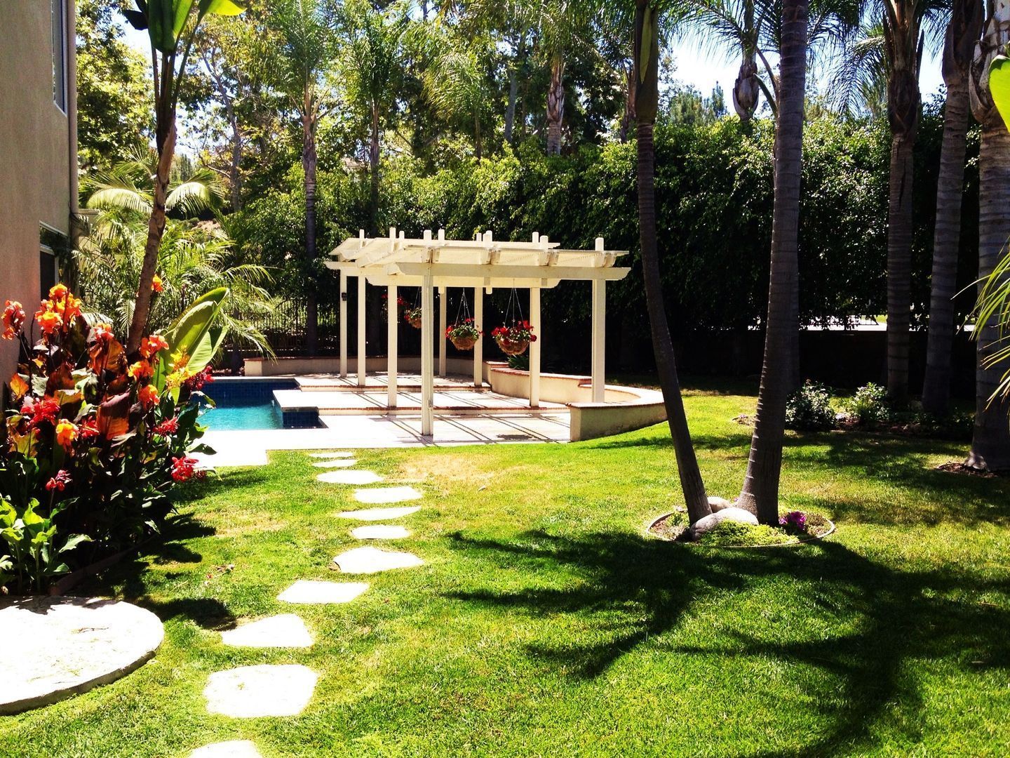 Resort Living — Steps from Laguna Beach property image