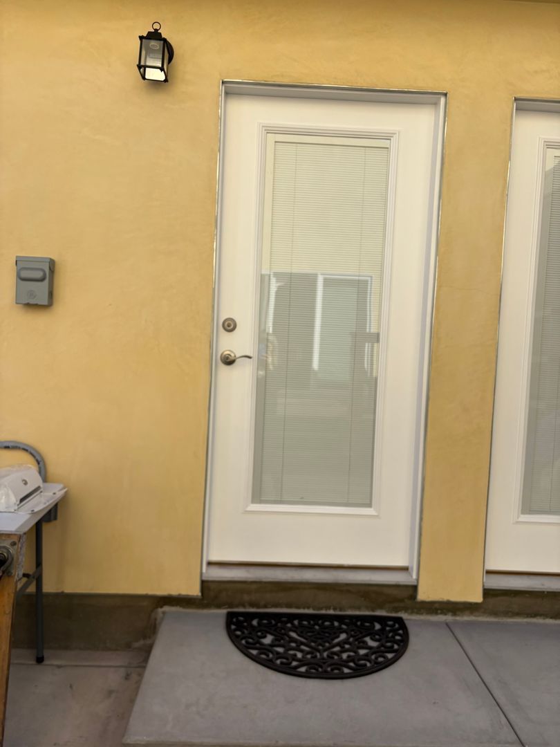 Upgraded STUDIO Near Oceanside Beach Available!!! property image