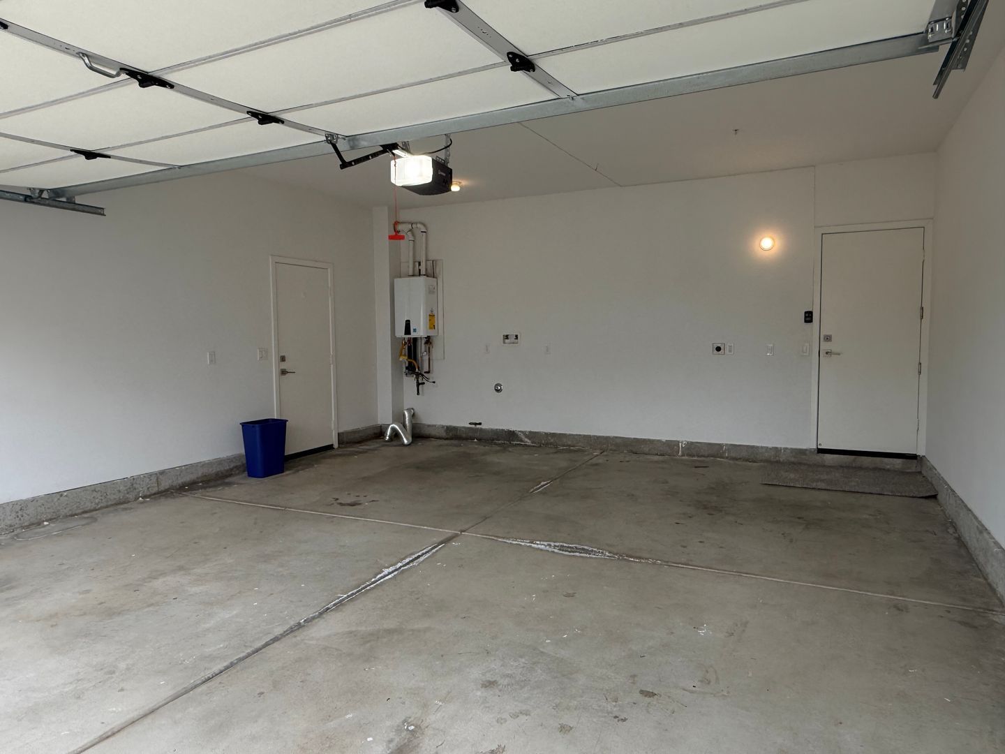 3 Bed 2 1/2 Bath with Direct Access Two Car Garage property image