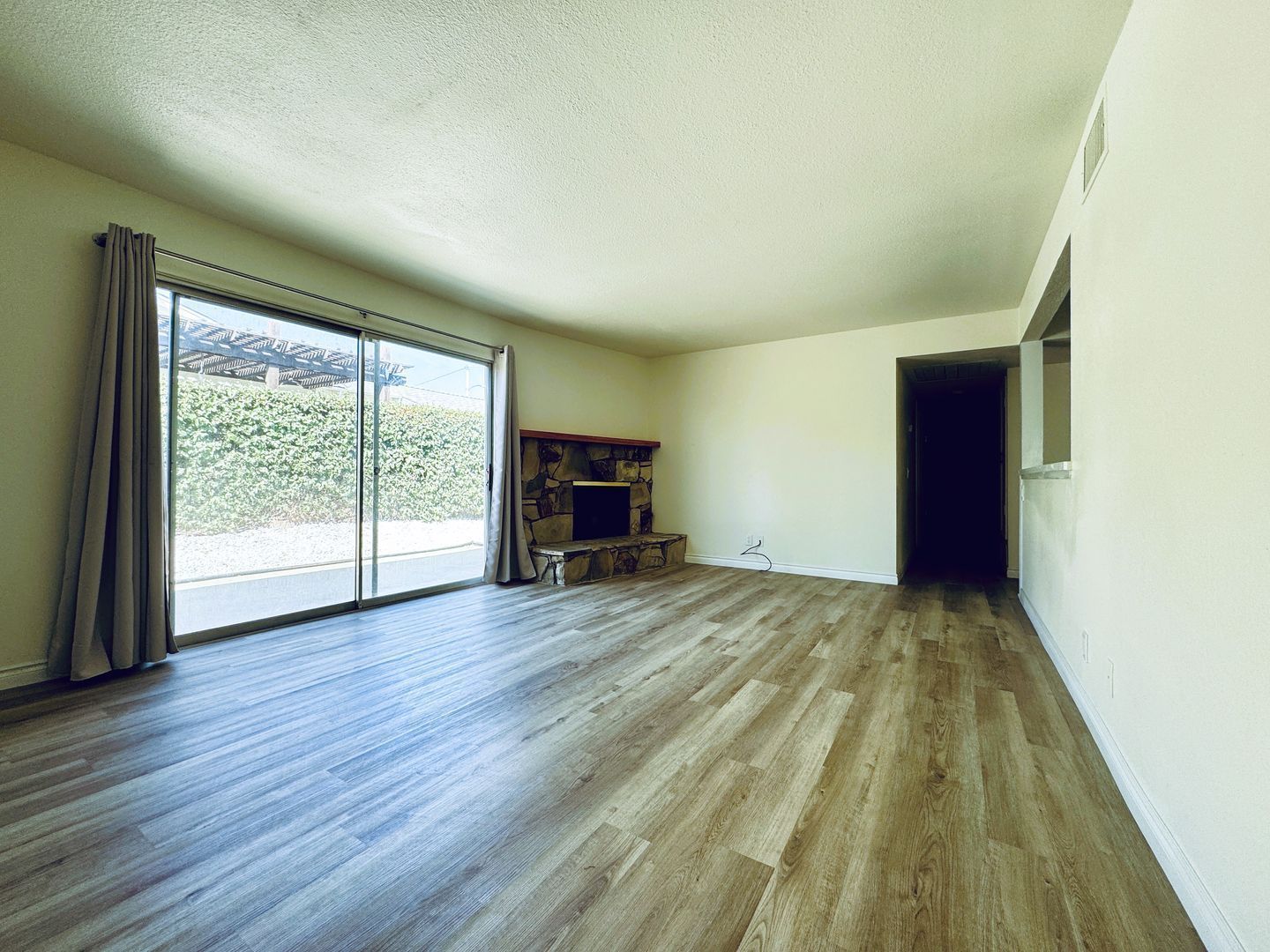 3 Beds, 2 Baths home in Glendora property image