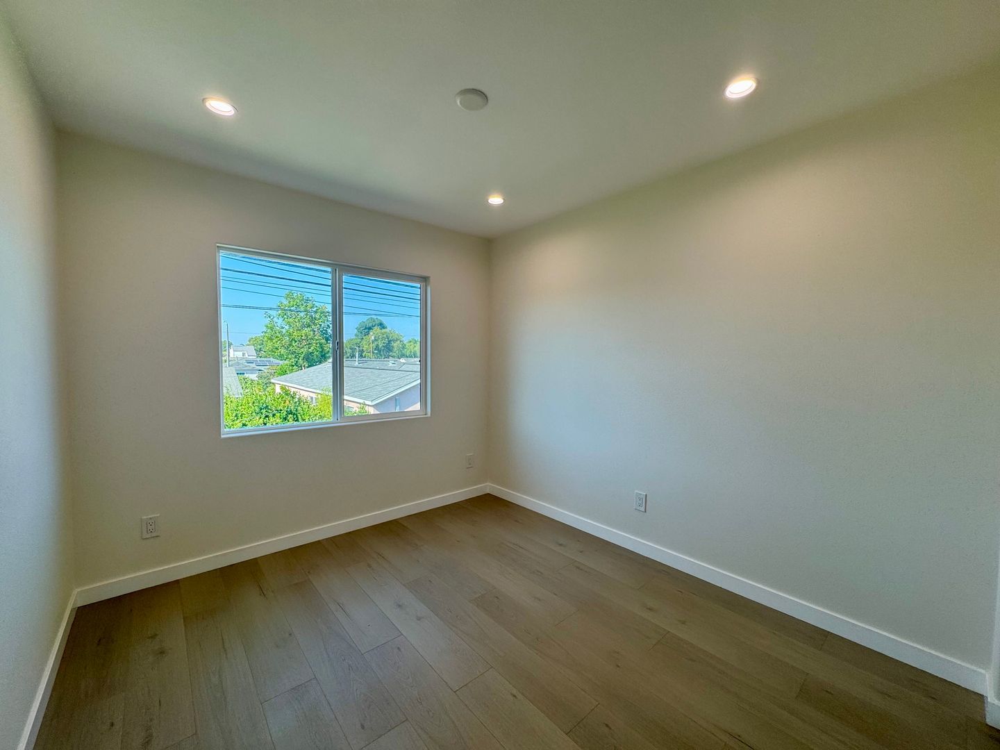 Brand new 2 bedroom 2 Bath unit in DeForest, North Long Beach property image