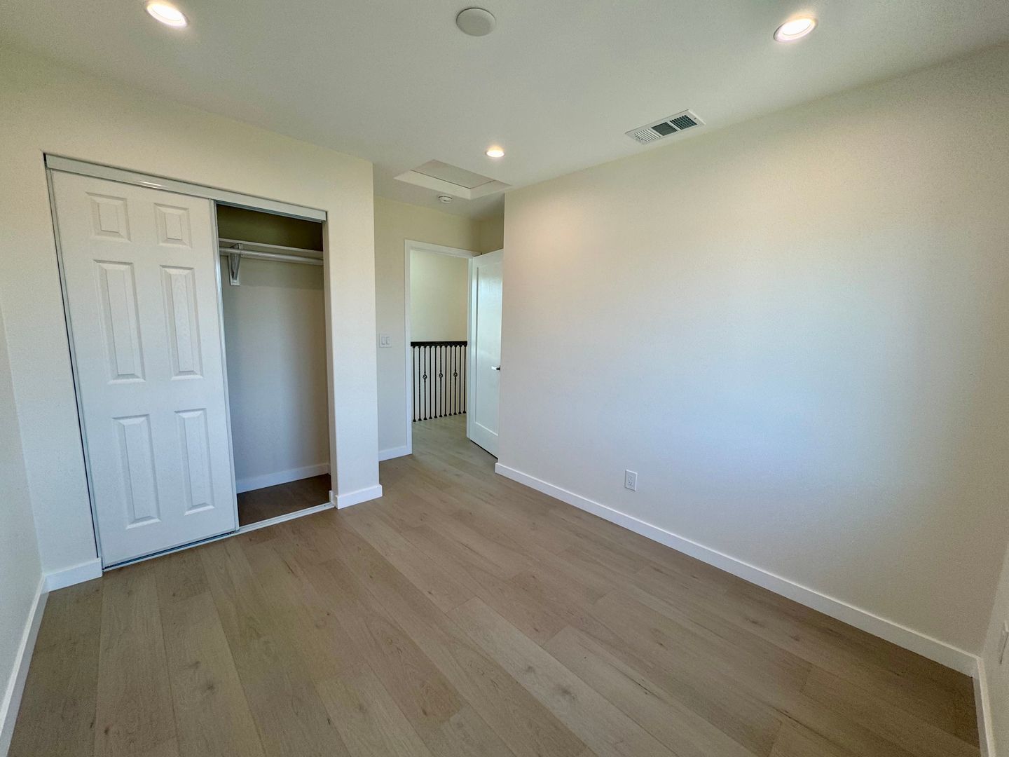 Brand new 2 bedroom 2 Bath unit in DeForest, North Long Beach property image