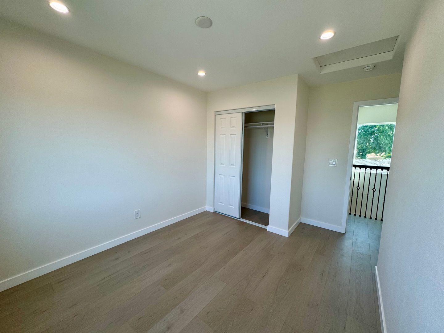 Brand new 2 bedroom 2 Bath unit in DeForest, North Long Beach property image