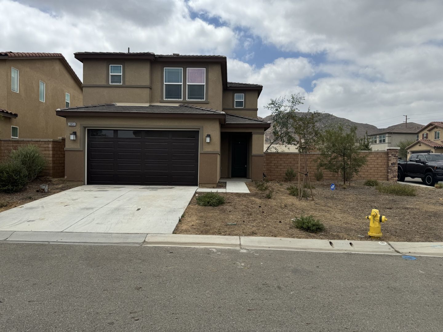 Newer 3 bedroom, 2.5 bath House in Riversides Spring Mountain Ranch for Lease property image