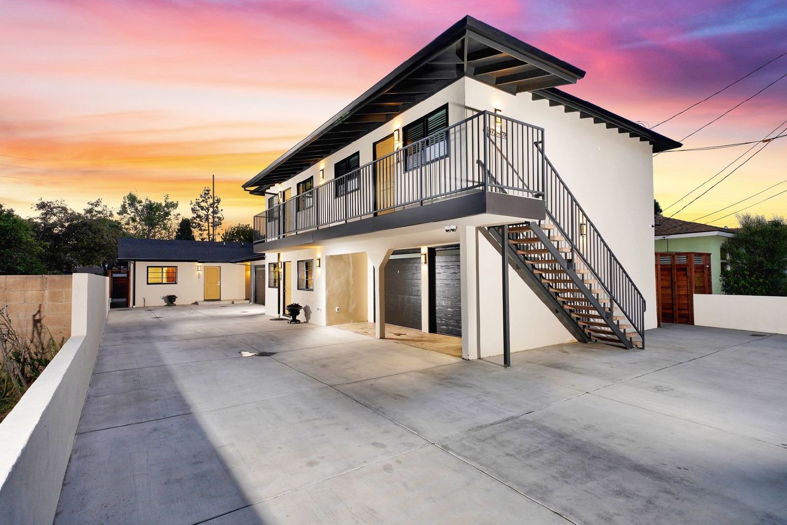 1 bed 1 bath upstairs unit property image