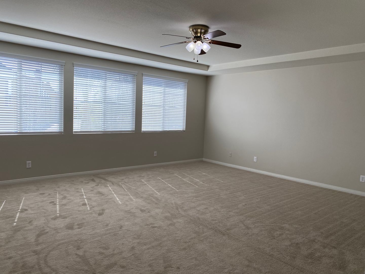 Beautiful 5 Bedroom Home in Murrieta Available! property image