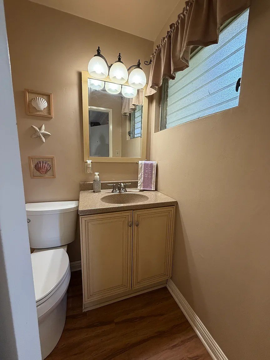 2 Bed, 1.5 Bathroom Property In Fullerton property image