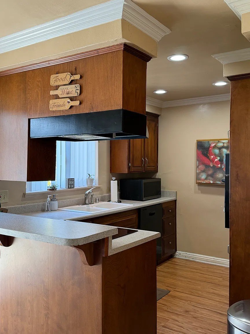 2 Bed, 1.5 Bathroom Property In Fullerton property image