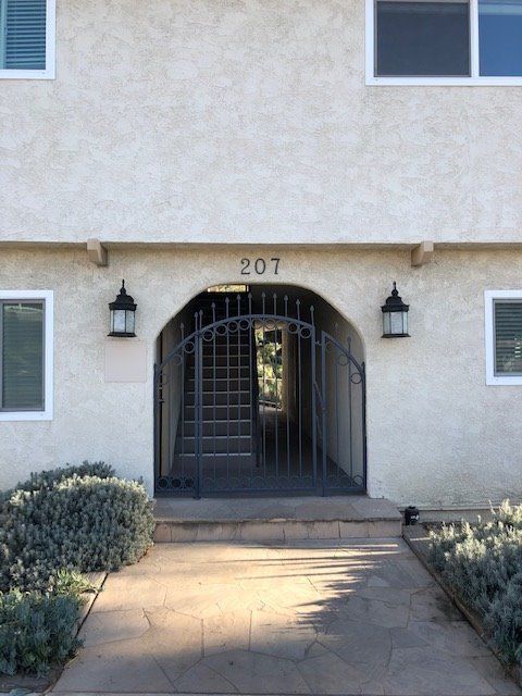 Two bedroom apartment unit close to Linda Lane and Ocean in San Clemente property image