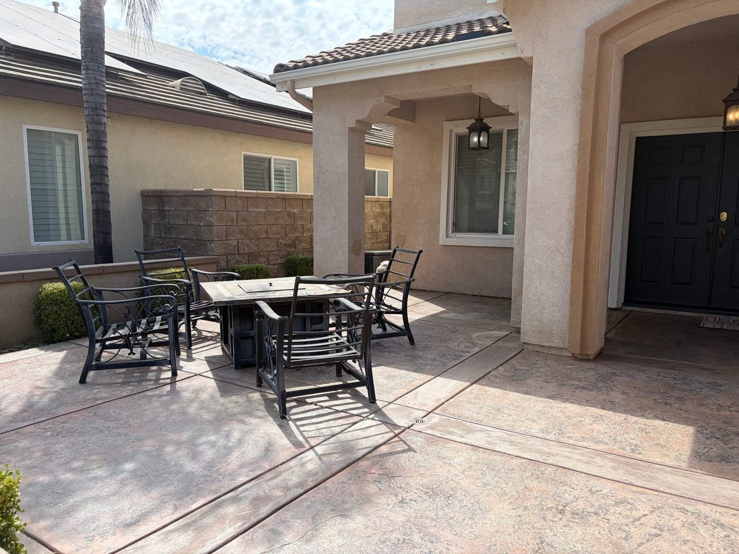 LARGE BEAUTIFUL HOME WITH VIEWS IN MENIFEE!! property image