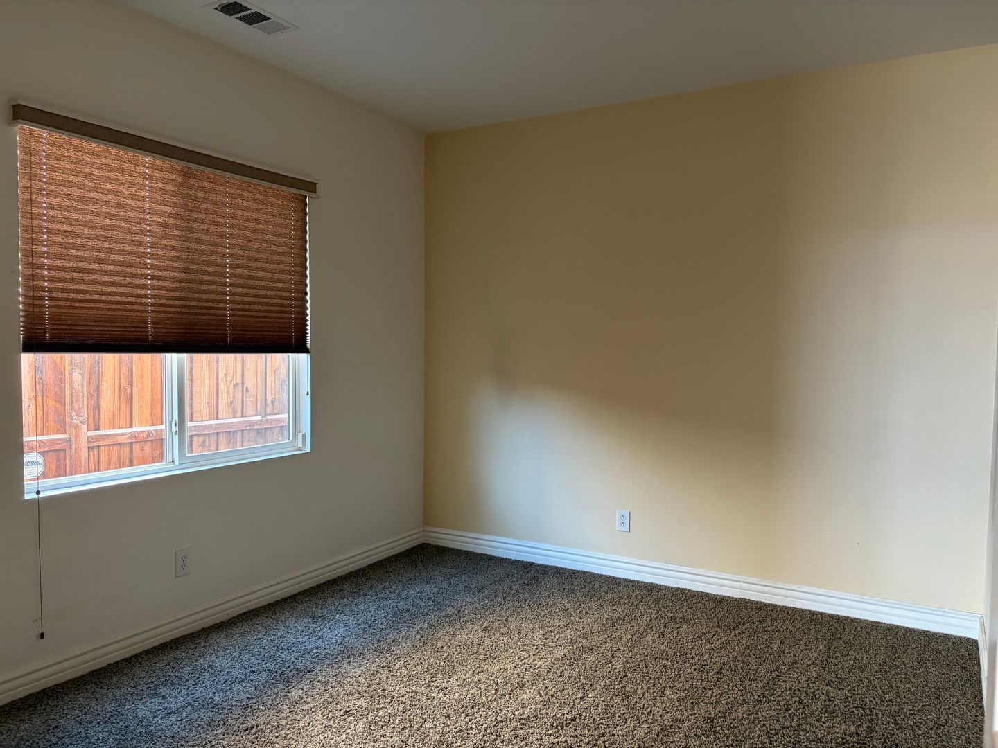 LARGE BEAUTIFUL HOME WITH VIEWS IN MENIFEE!! property image