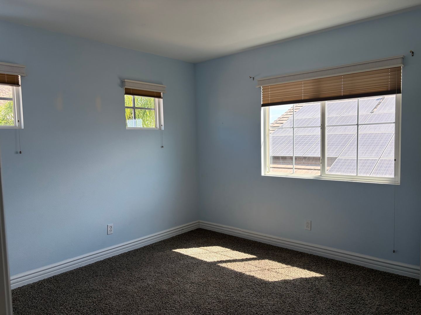 LARGE BEAUTIFUL HOME WITH VIEWS IN MENIFEE!! property image