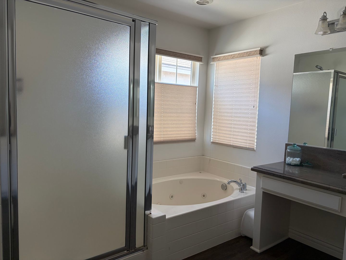 LARGE BEAUTIFUL HOME WITH VIEWS IN MENIFEE!! property image