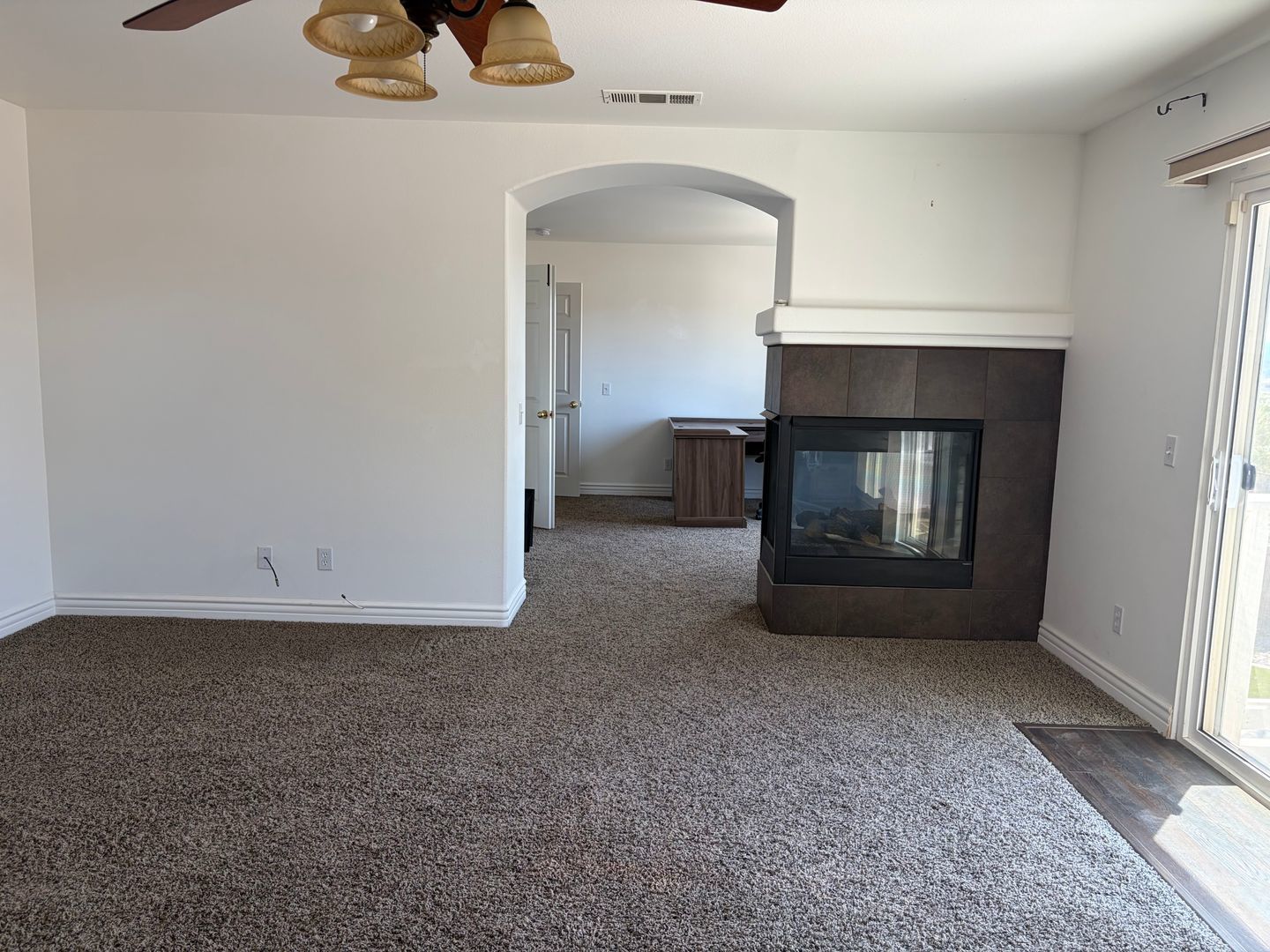 LARGE BEAUTIFUL HOME WITH VIEWS IN MENIFEE!! property image