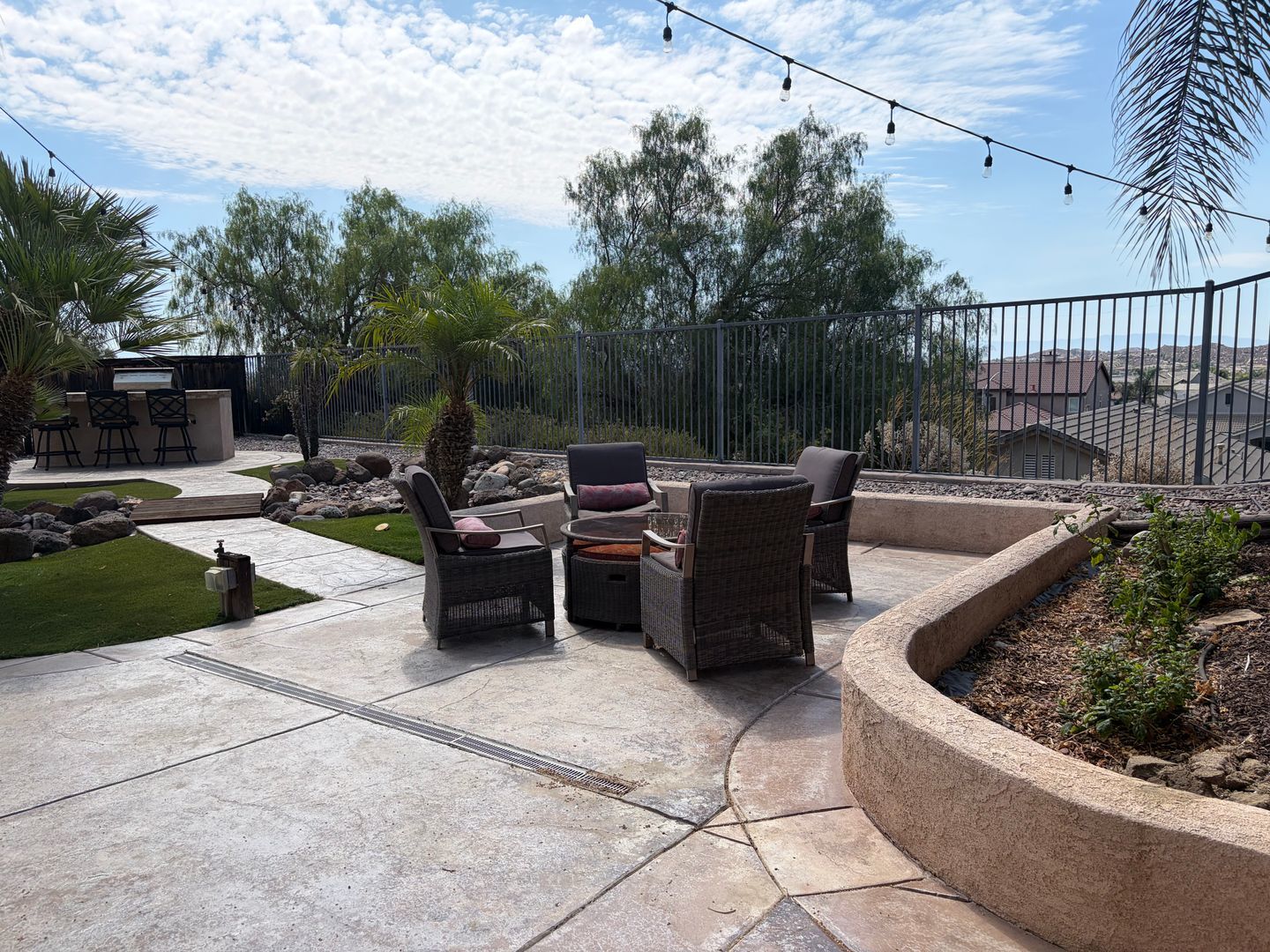 LARGE BEAUTIFUL HOME WITH VIEWS IN MENIFEE!! property image