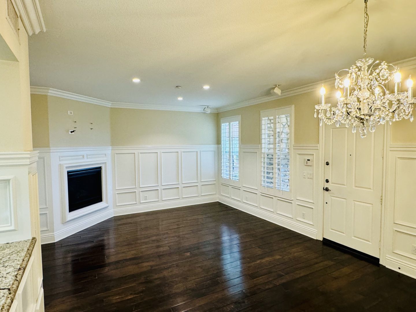 $3995.00 / 1600 sq.ft - 3 bdrm/2.5 bth Vantis Twnhse w/ panoramic view property image