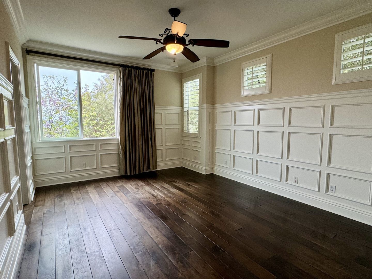 $3995.00 / 1600 sq.ft - 3 bdrm/2.5 bth Vantis Twnhse w/ panoramic view property image