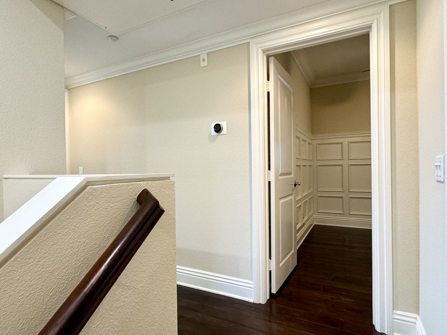 $3995.00 / 1600 sq.ft - 3 bdrm/2.5 bth Vantis Twnhse w/ panoramic view property image