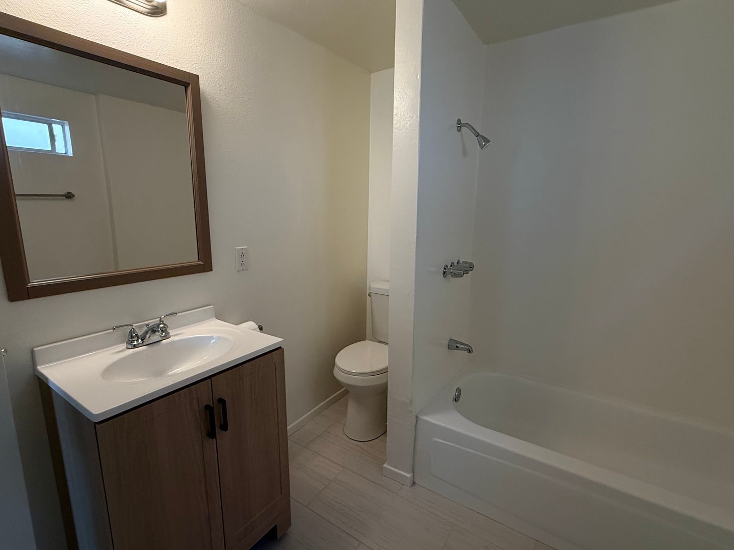 Beautifully Renovated 2BR/1BA in the Heart of Brea property image