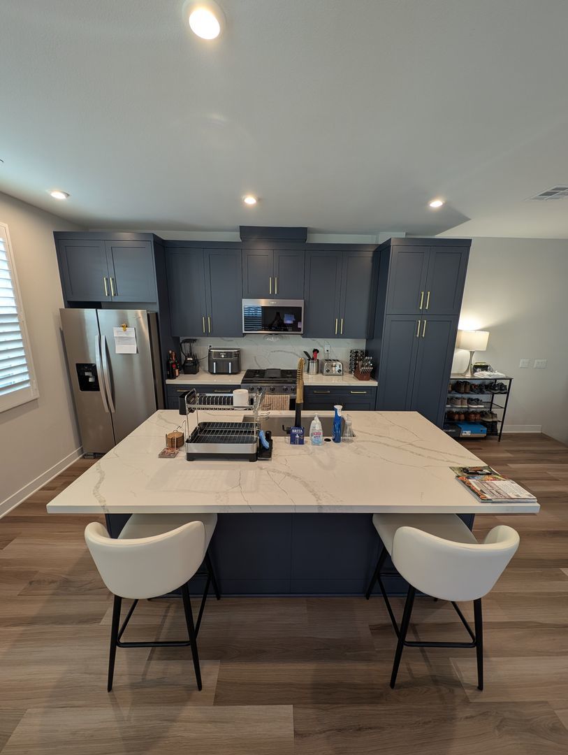 GORGEOUS 3 bedroom 2.5 bath condo in Gated Community property image