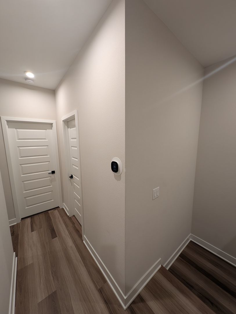 GORGEOUS 3 bedroom 2.5 bath condo in Gated Community property image