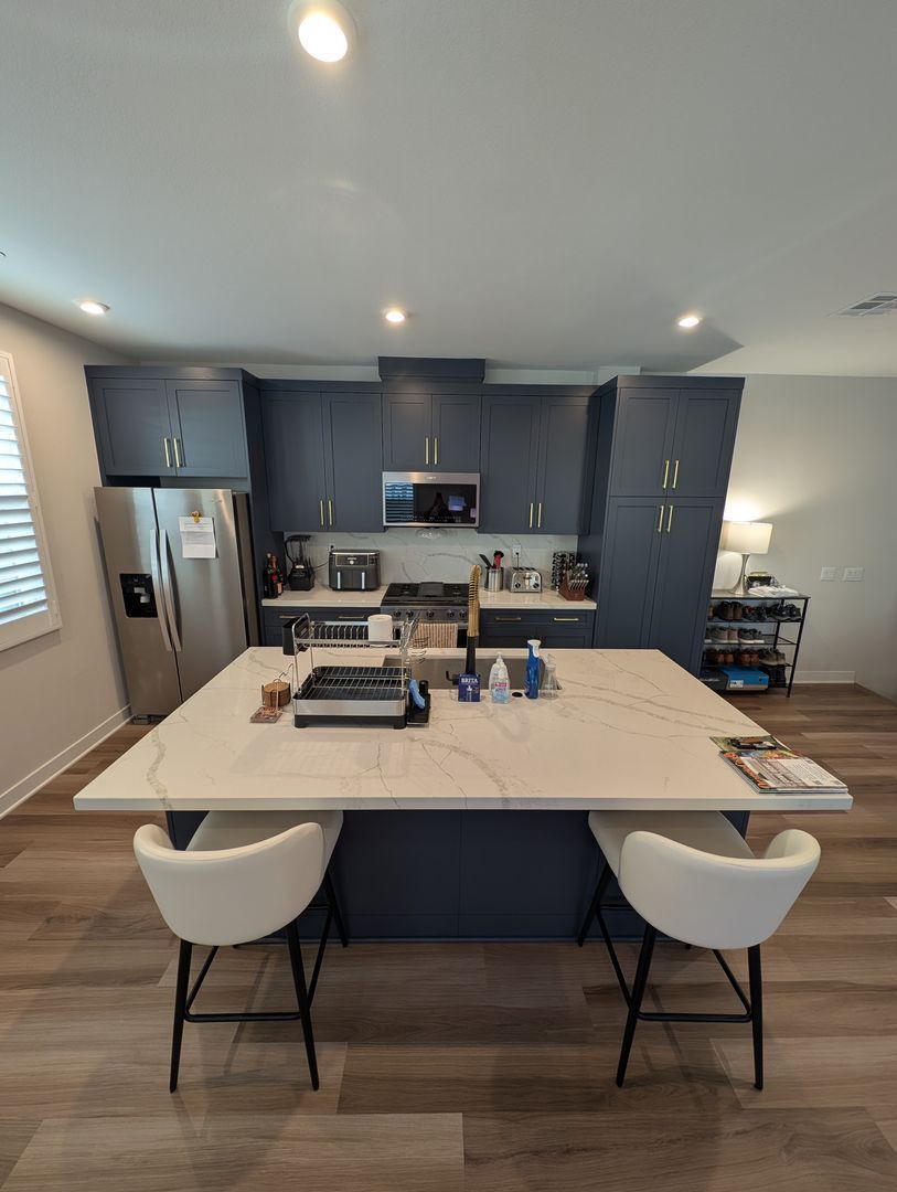 GORGEOUS 3 bedroom 2.5 bath condo in Gated Community property image