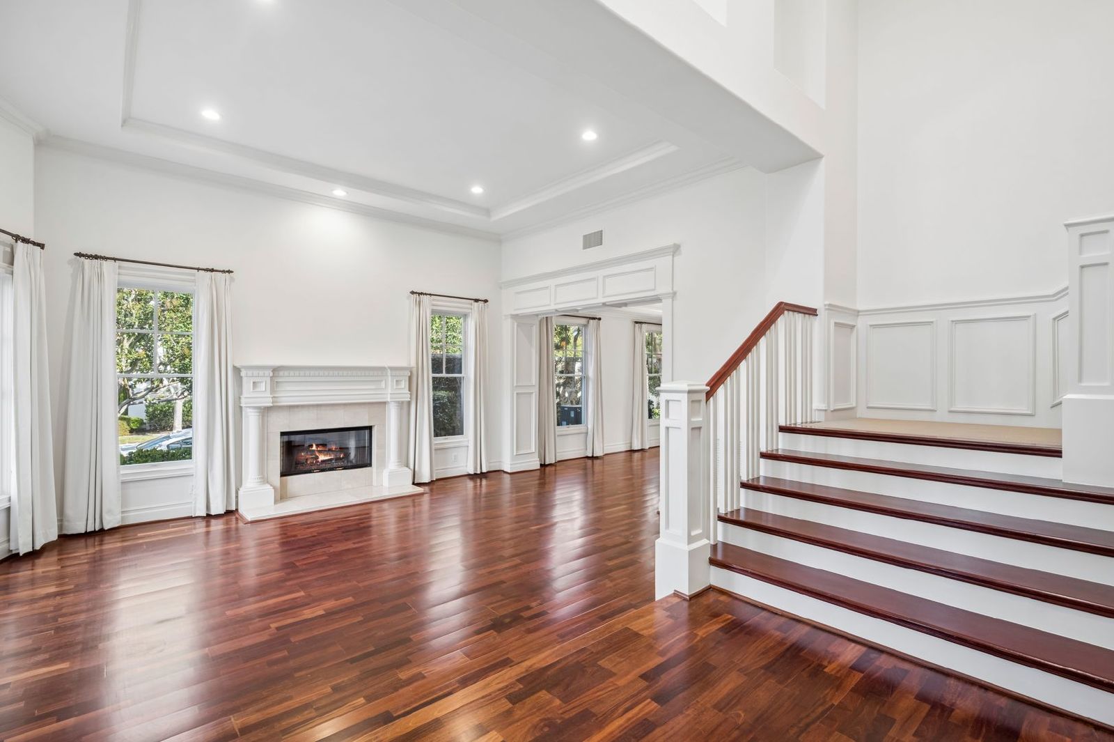Luxury Living in One Ford Road – 5 Bedroom Stonybrook Residence property image